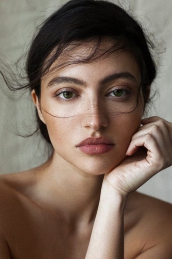 Actor Isabella Boemeke