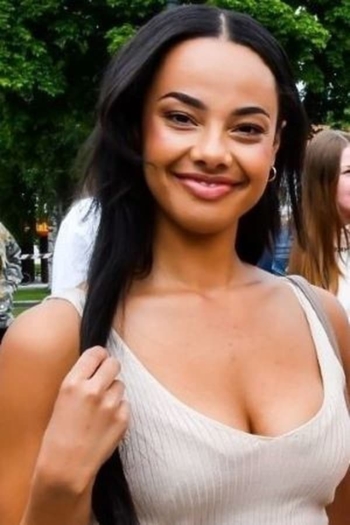 Actor Natalie Bjerke Roland