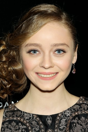 Actor Madeleine Arthur