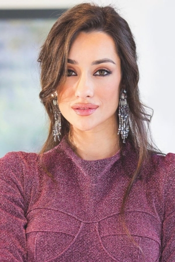 Actor Adara Molinero