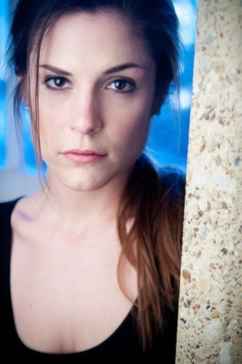 Actor Sarah Jenazian