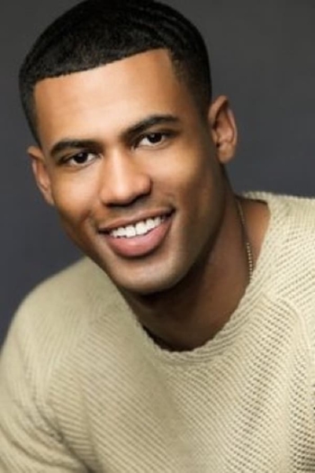 Actor Chris Tavarez