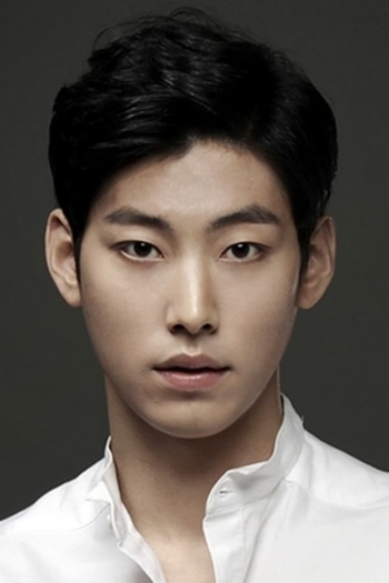 Actor Park Young-Woon