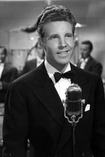 Actor Ozzie Nelson