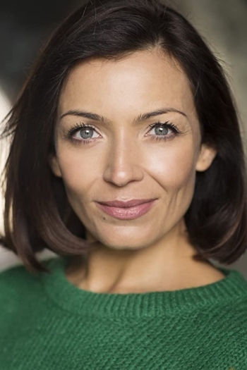 Actor Michelle Luther