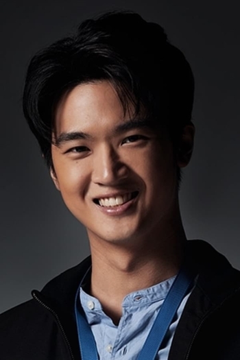 Actor MD Nutthapong Phibunthanakiet