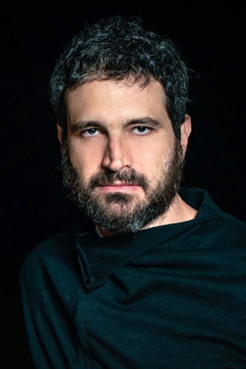 Actor Caco Ciocler