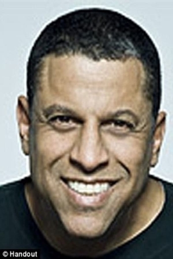 Actor José Angel Santana