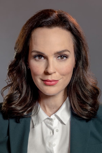 Actor Erin Cahill
