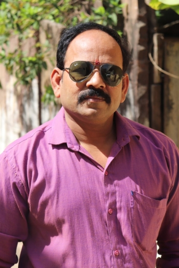 Actor Sanjay Dubey