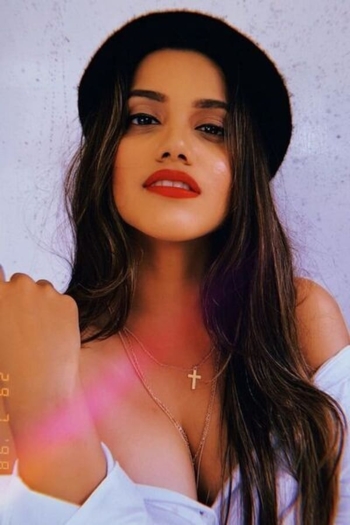 Actor Lianne Texeira