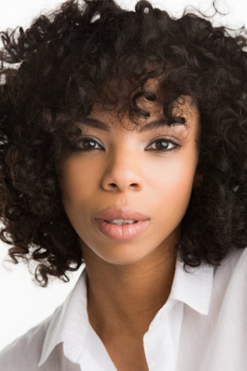 Actor Shari Dyon Perry