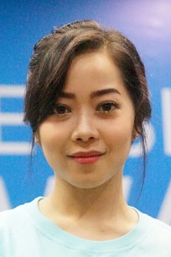 Actor Karina Salim