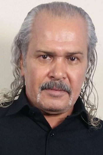 Actor Mokhtar Saeghi