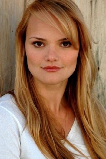 Actor Sierra Edwards