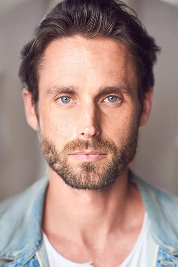 Actor Hans Christopher