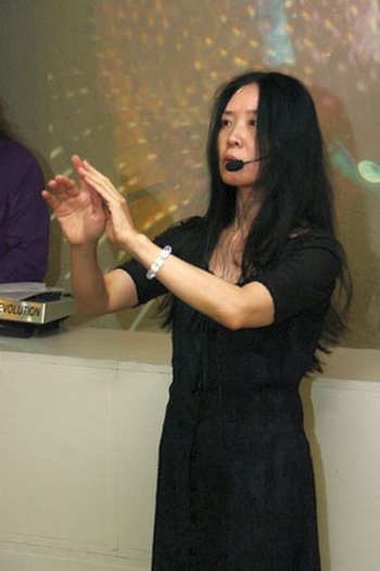 Actor Reiko Azuma
