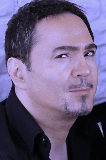 Actor Khashayar Etemadi