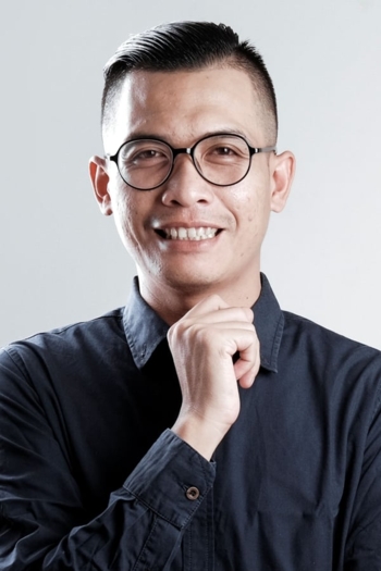 Actor Rony Enzee Alfian