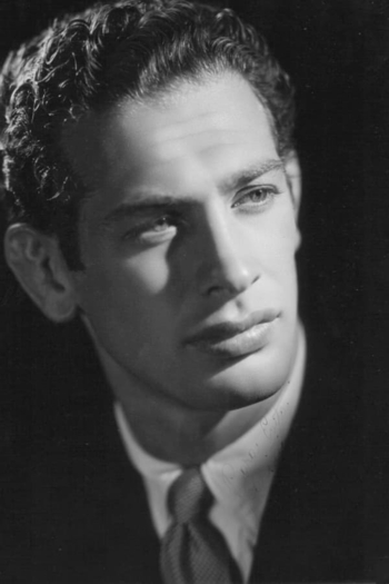 Actor Wolf Ruvinskis