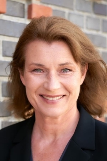 Actor Julia Heinemann