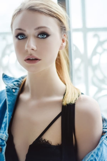 Actor Maddie Phillips