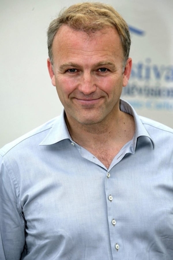 Actor James McGowan