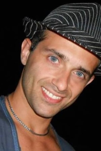 Actor Patricio Schiavone