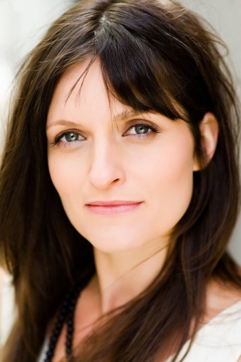 Actor Luisa Hastings Edge