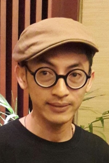 Actor Rendra Bagus Pamungkas