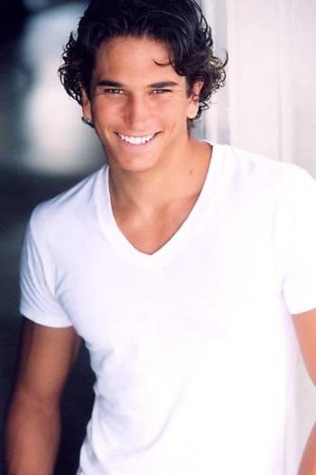 Actor Aaron Musicant