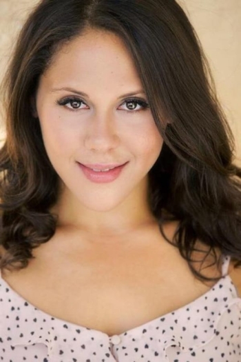 Actor Jacqui Popelka