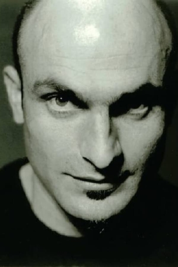 Actor Robert Tannion