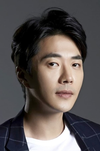 Actor Kwon Sang-woo