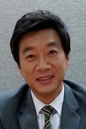 Actor Son Seong-chan