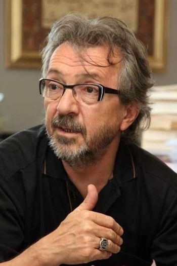 Film director Osman Sınav