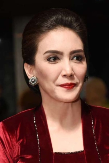 Actor Rieke Dyah Pitaloka