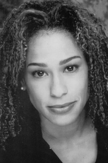 Actor Angela Shelton