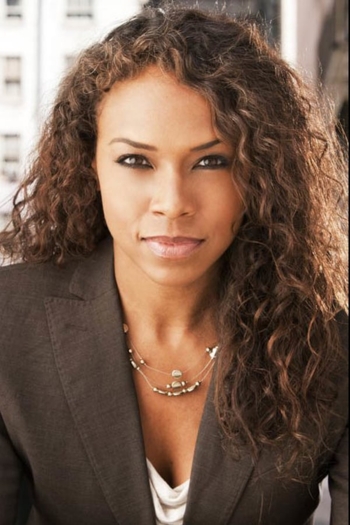 Actor Gillian Iliana Waters