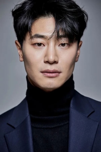 Actor Yoo In-hyuk