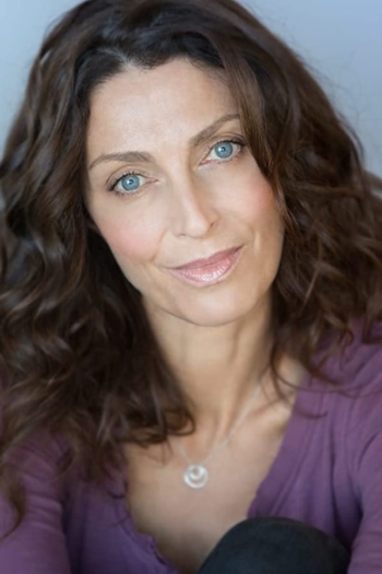 Actor Jennifer Koenig