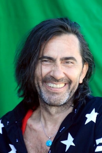 Actor Peker Açıkalın