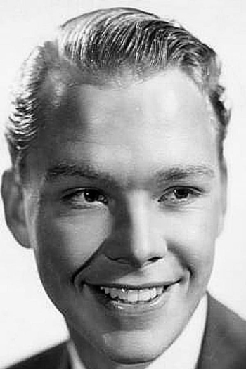 Actor Kenneth Howell