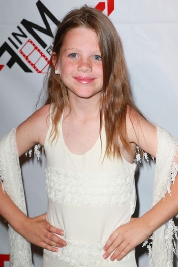 Actor Lily Solange Hewitt