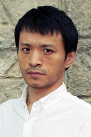 Actor Jin Yong-uk