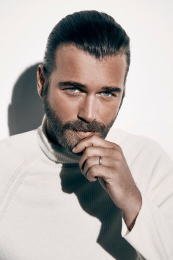 Actor Kıvanç Tatlıtuğ