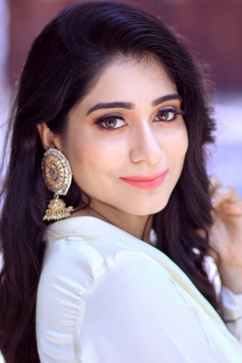 Actor Vishnupriya Ravi