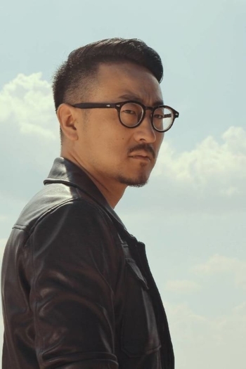 Actor Dou Yikun