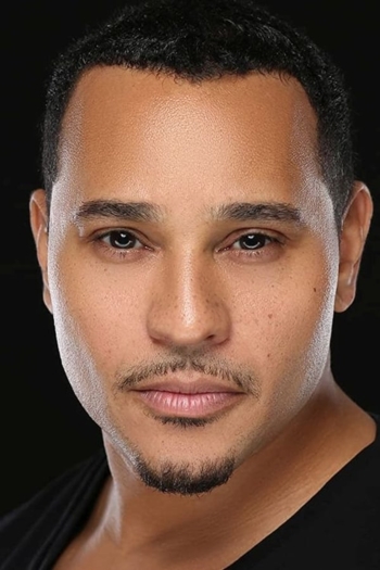 Actor Cisco Reyes