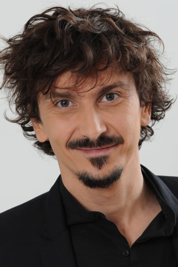 Actor Arnaud Tsamere